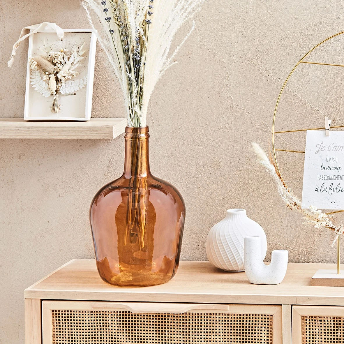 Deco Distrib Dame Jeanne 2l Ambre H24cm 3 Deco Distrib Dame Jeanne 2l Ambre H24cm – Image 3